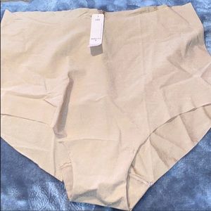 Seamless Medium Panty from Victoria’s Secret